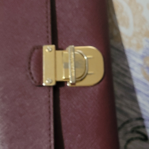 Bundled of Michael kors original purse and wallet - Picture 9 of 9